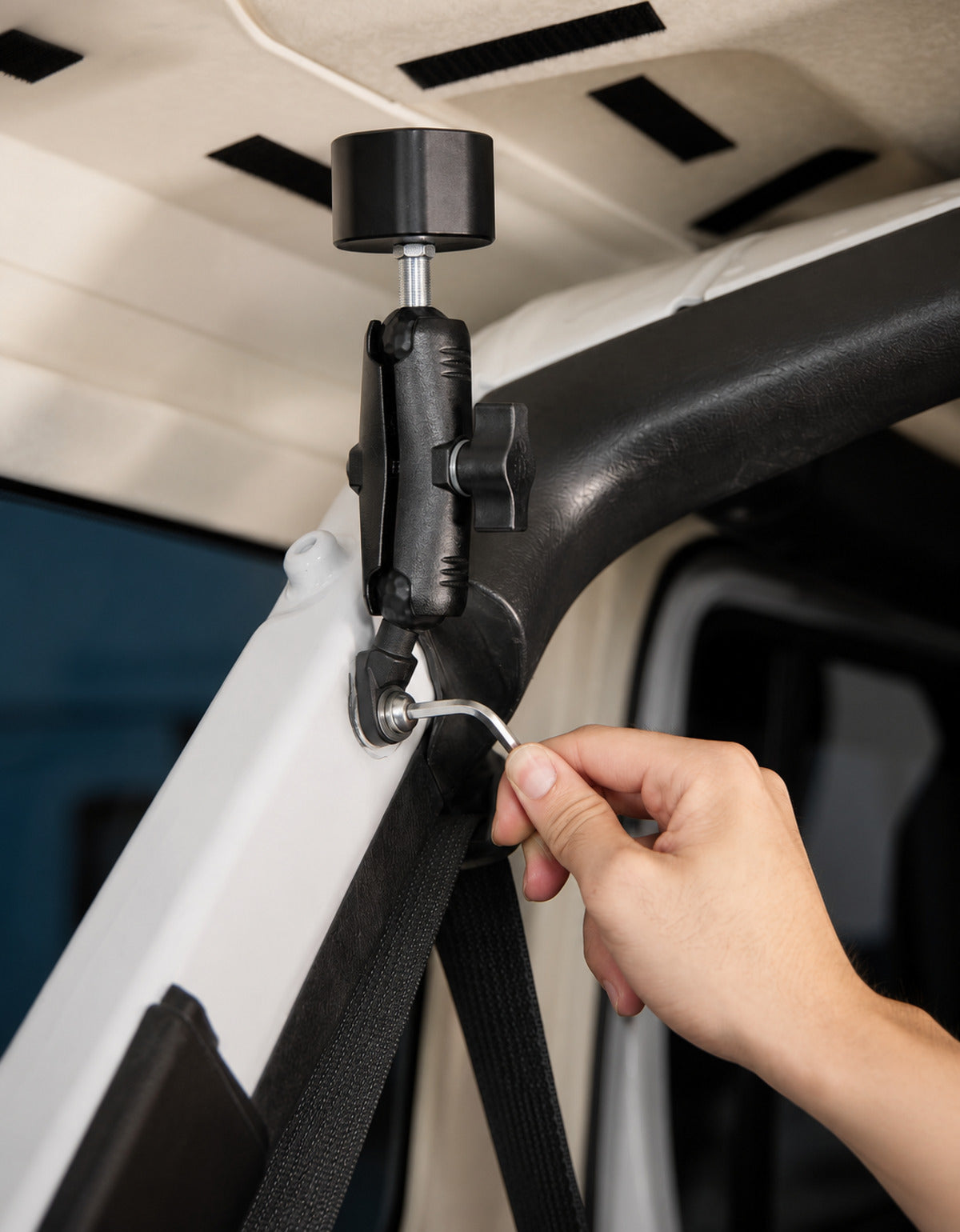 Adjustable Dual-Ball Starlink Mini Interior Mount for Wrangler JKU/JLU 4-Door Hardtop